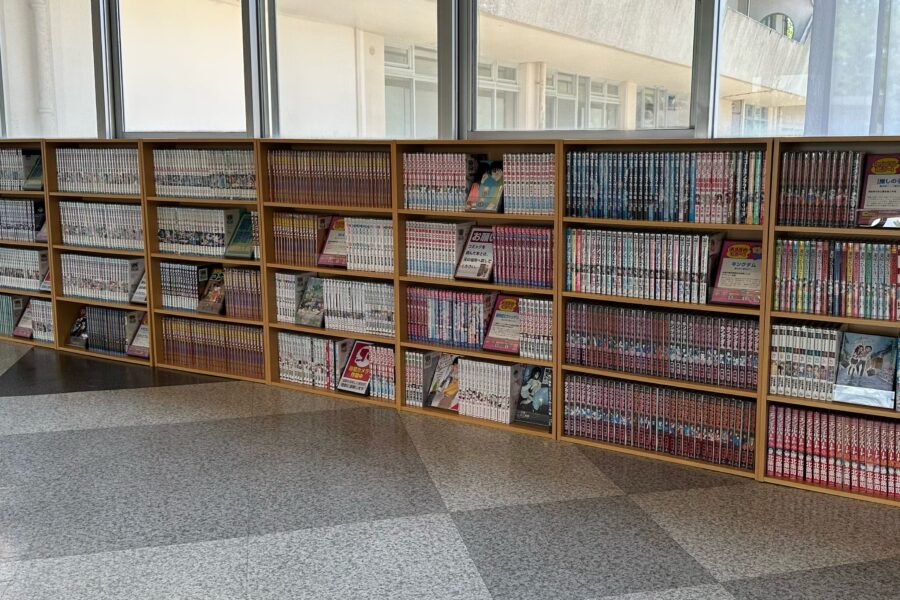 2階大浴場横_漫画コーナー
